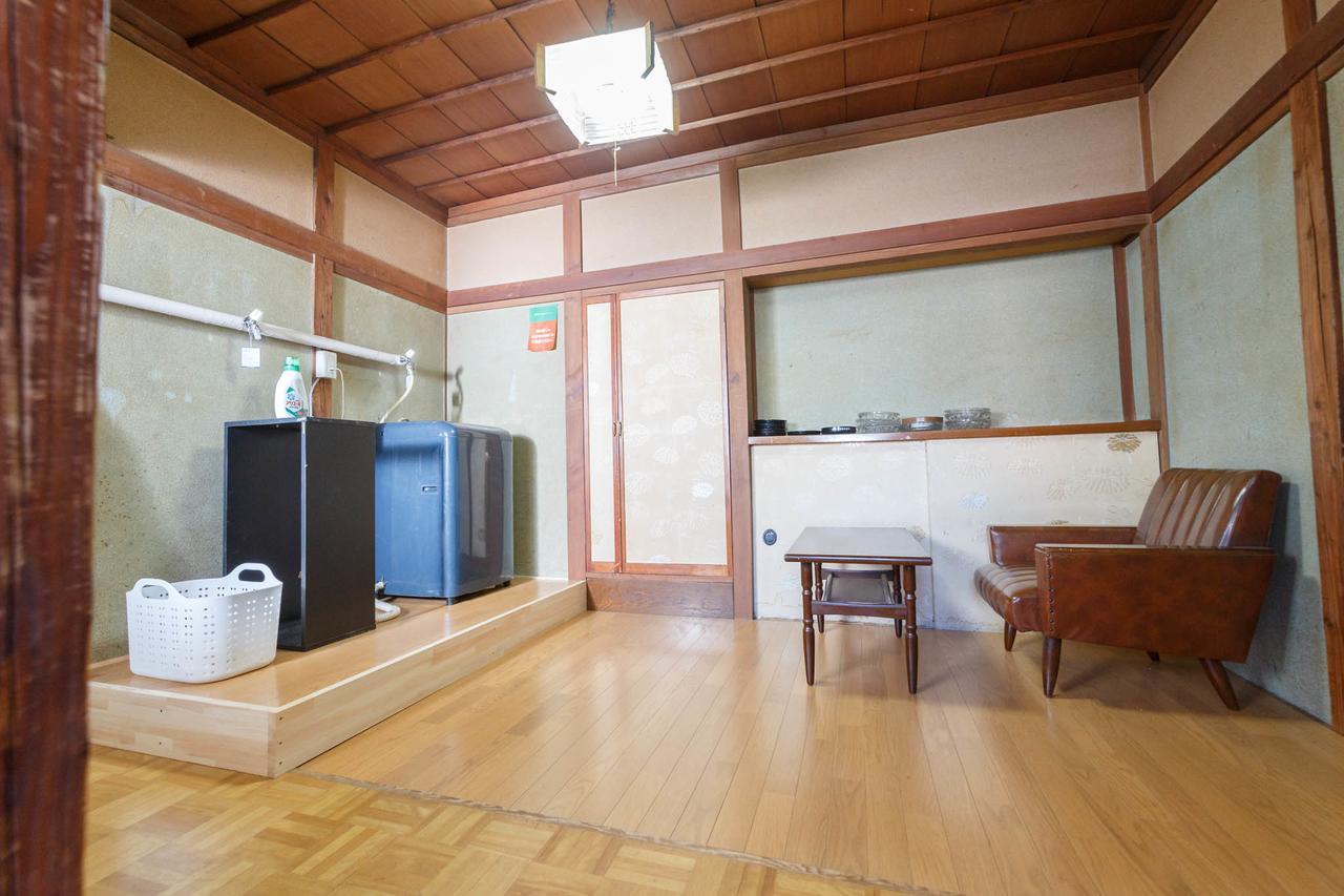 柏屋旅館＜シェアハウス&ゲストハウス＞ Saku Bagian luar foto